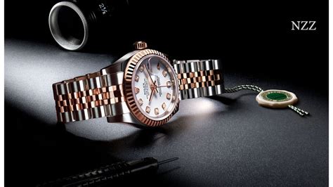 Rolex to certify secondhand watches to fight the gray market .